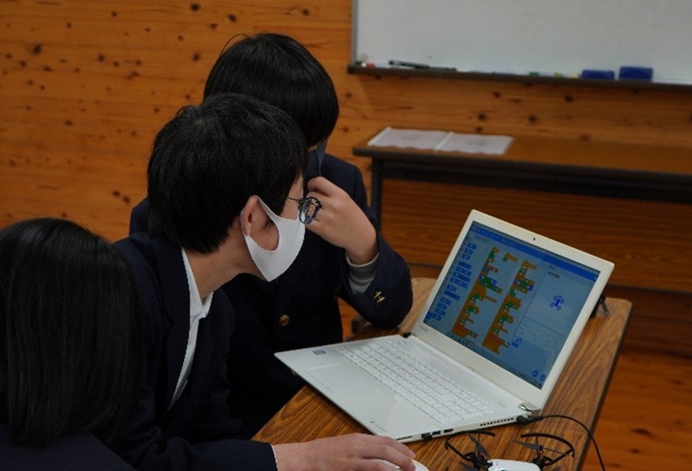 Scratch編による授業風景