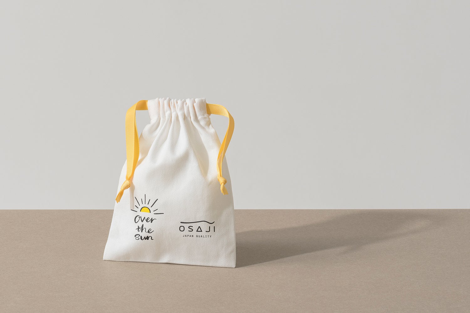 OSAJI×OVER THE SUNロゴ⼊り⼱着