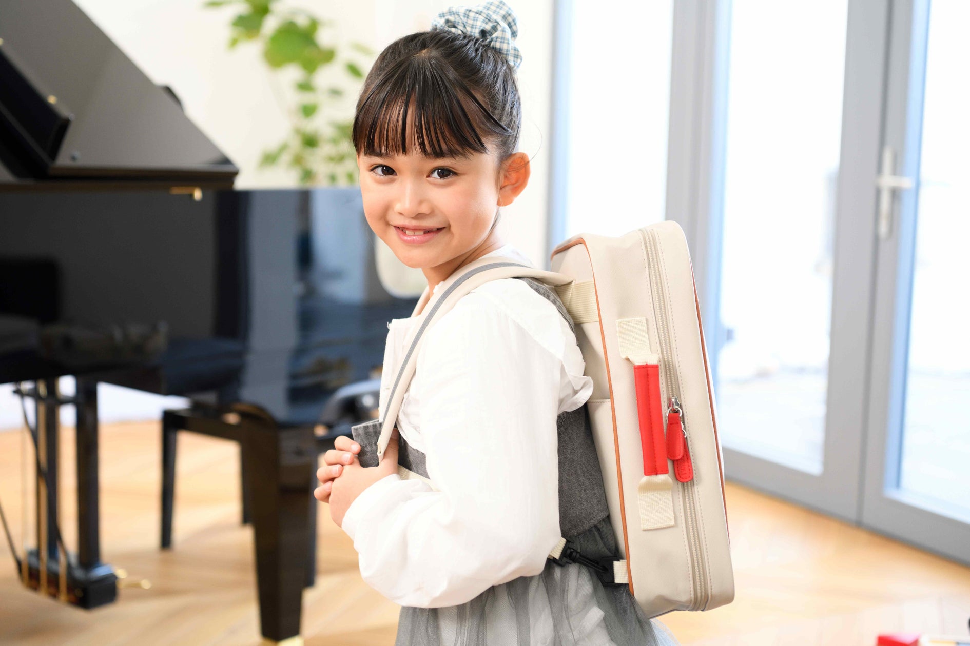 【rienda(リエンダ)】10月LOOKに≠ME鈴木瞳美氏を初起用!