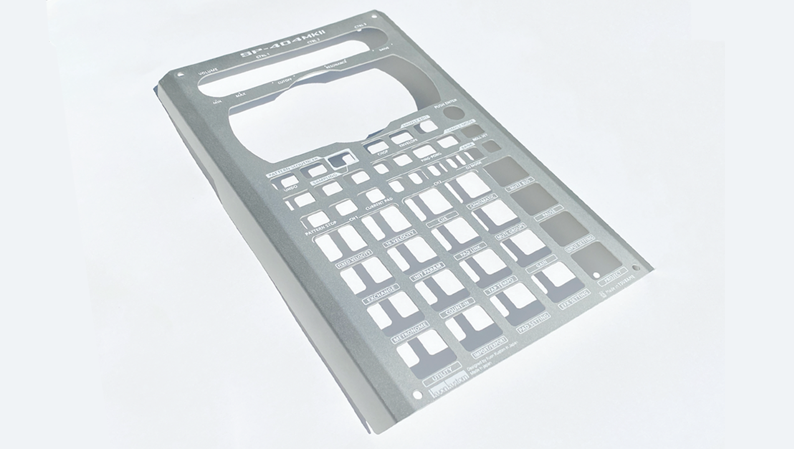 早い物勝ち！sp404mk2 メタルフェイスプレート付純正プレートも同梱　美品 早い物勝ち！sp404mk2 メタルフェイスプレート付純正プレートも同梱 美