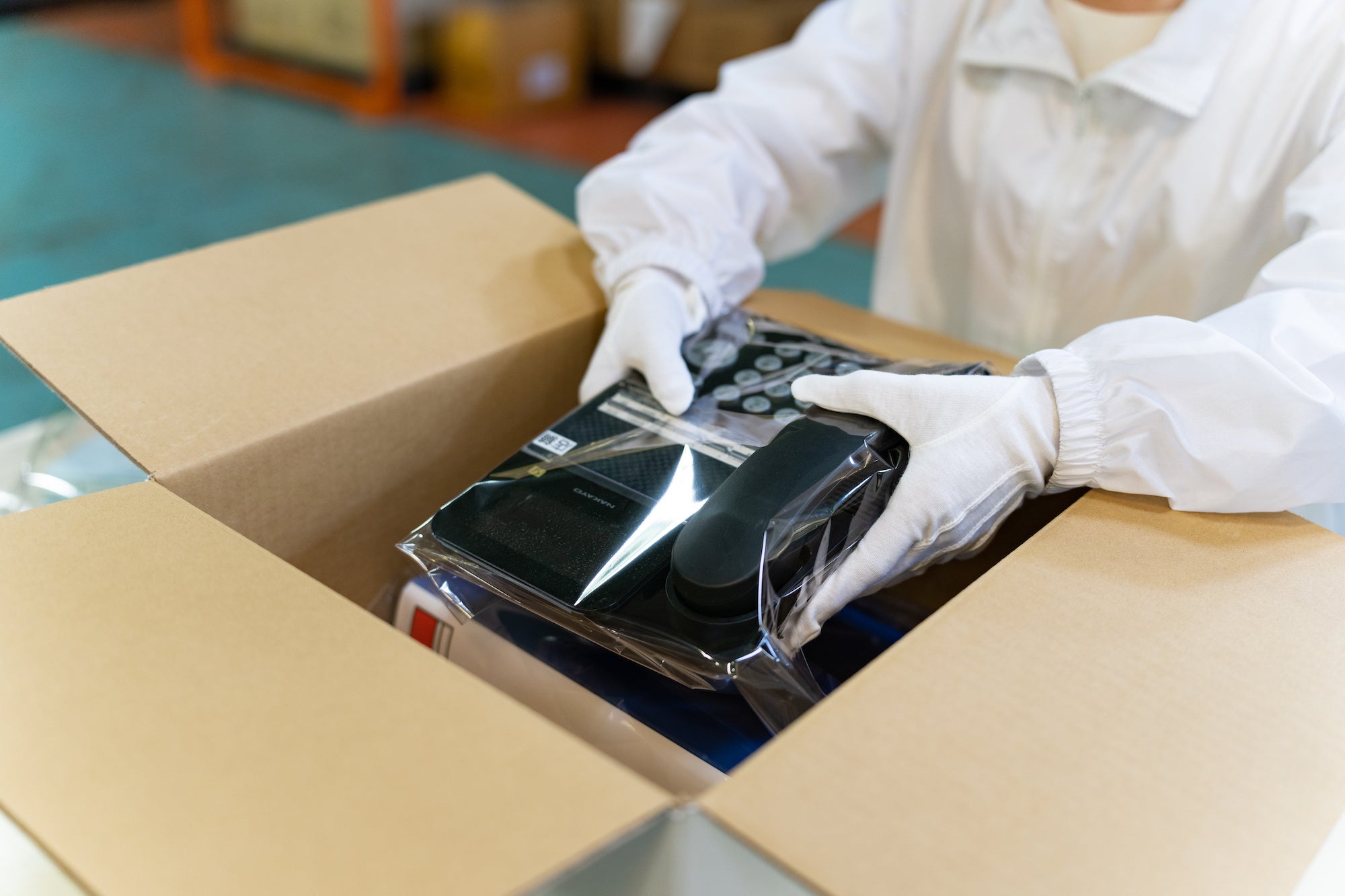 ④梱包してお客様に返送