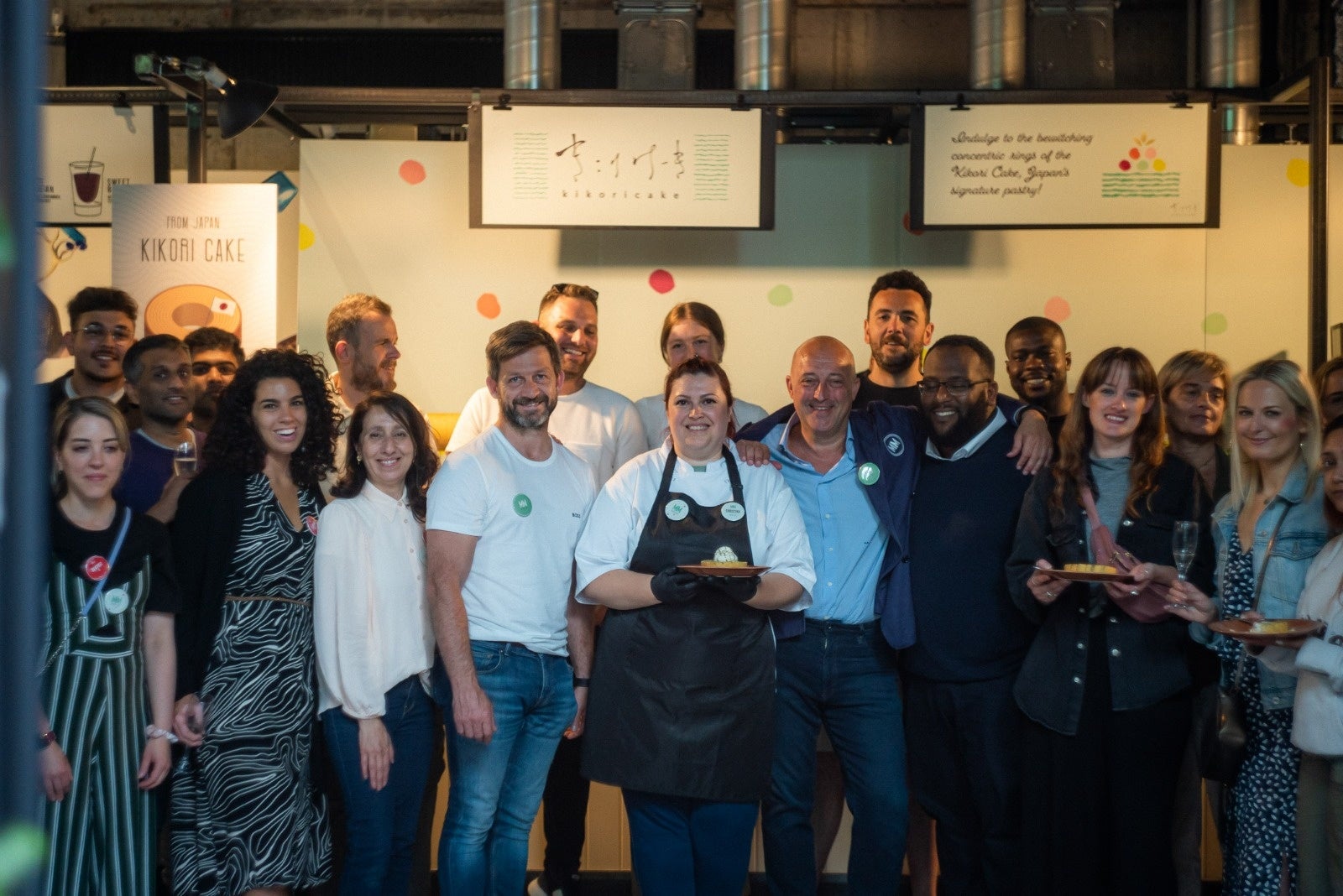 ロンドンのパイロット店お披露目の様子