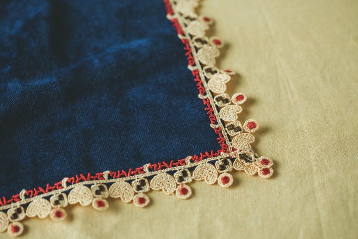 ユーハイム×近沢レース店のコラボ!ビスケット缶「テーゲベック」とレースタオルハンカチのセットが登場! ユーハイム×近沢レース店のコラボ!ビスケット缶「テーゲベック」とレースタオルハンカチのセットが登場!