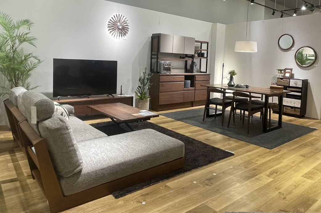 LIVING HOUSE. イオンモール浜松市野店