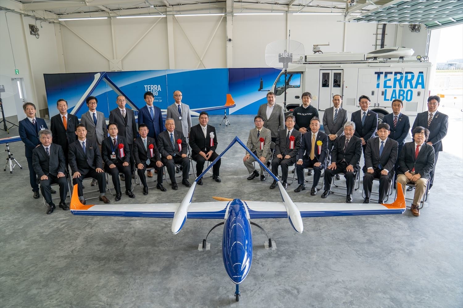 2021年11月 TERRA LABO Fukushima 竣工 竣工・内覧会を実施(来賓記念撮影)