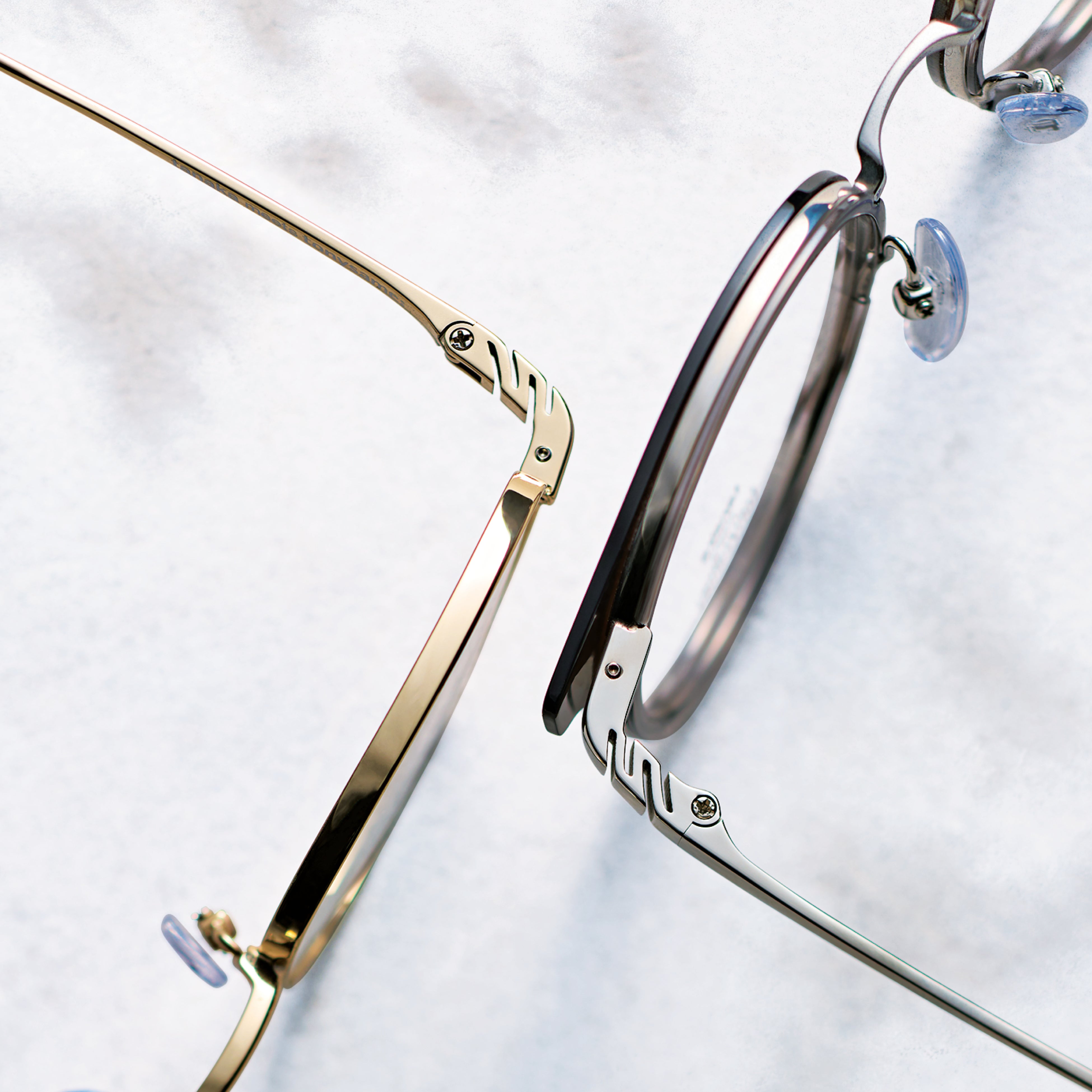 かけ外しの際の力を分散する「New Wave」