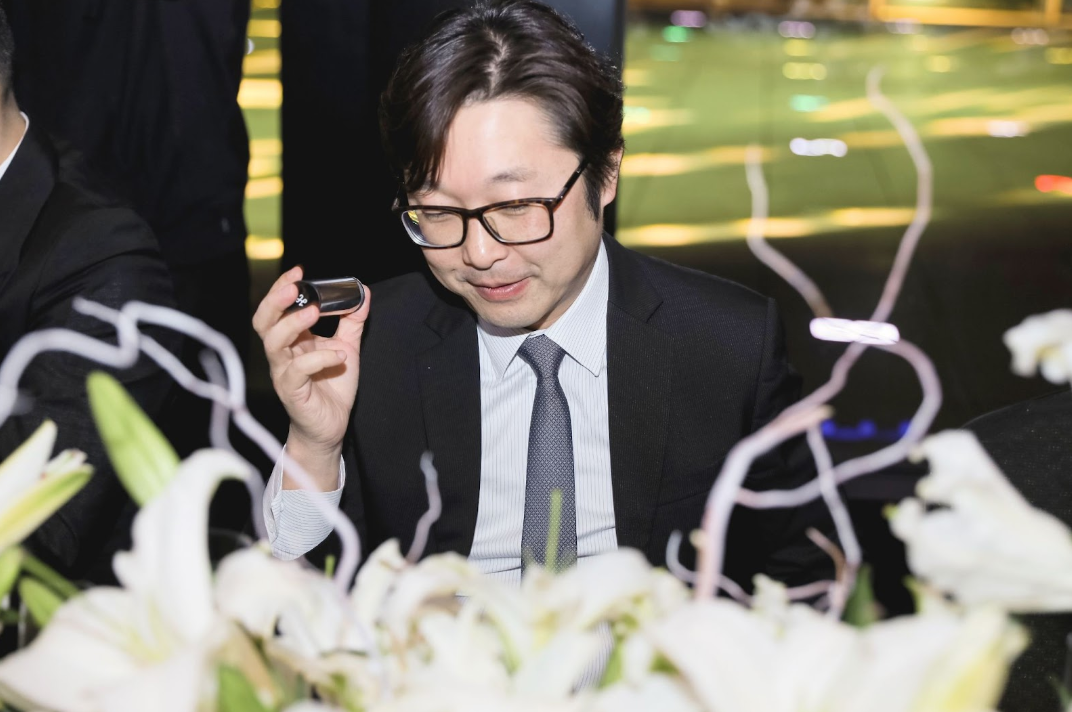 百光の原料となる磨いたお米を、その音からもSAKE HUNDREDを感じるゲスト