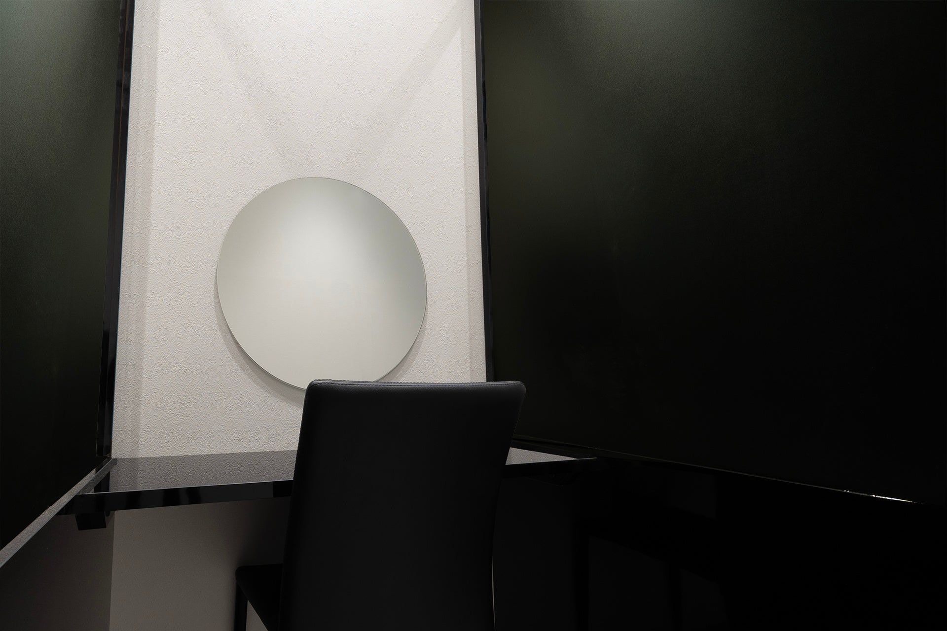 プライバシー保護に配慮した個室待合室