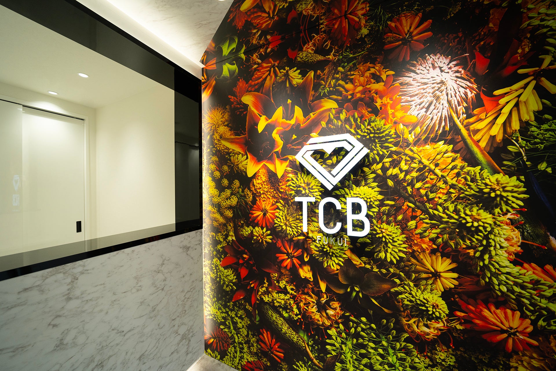 福井院受付ロビー