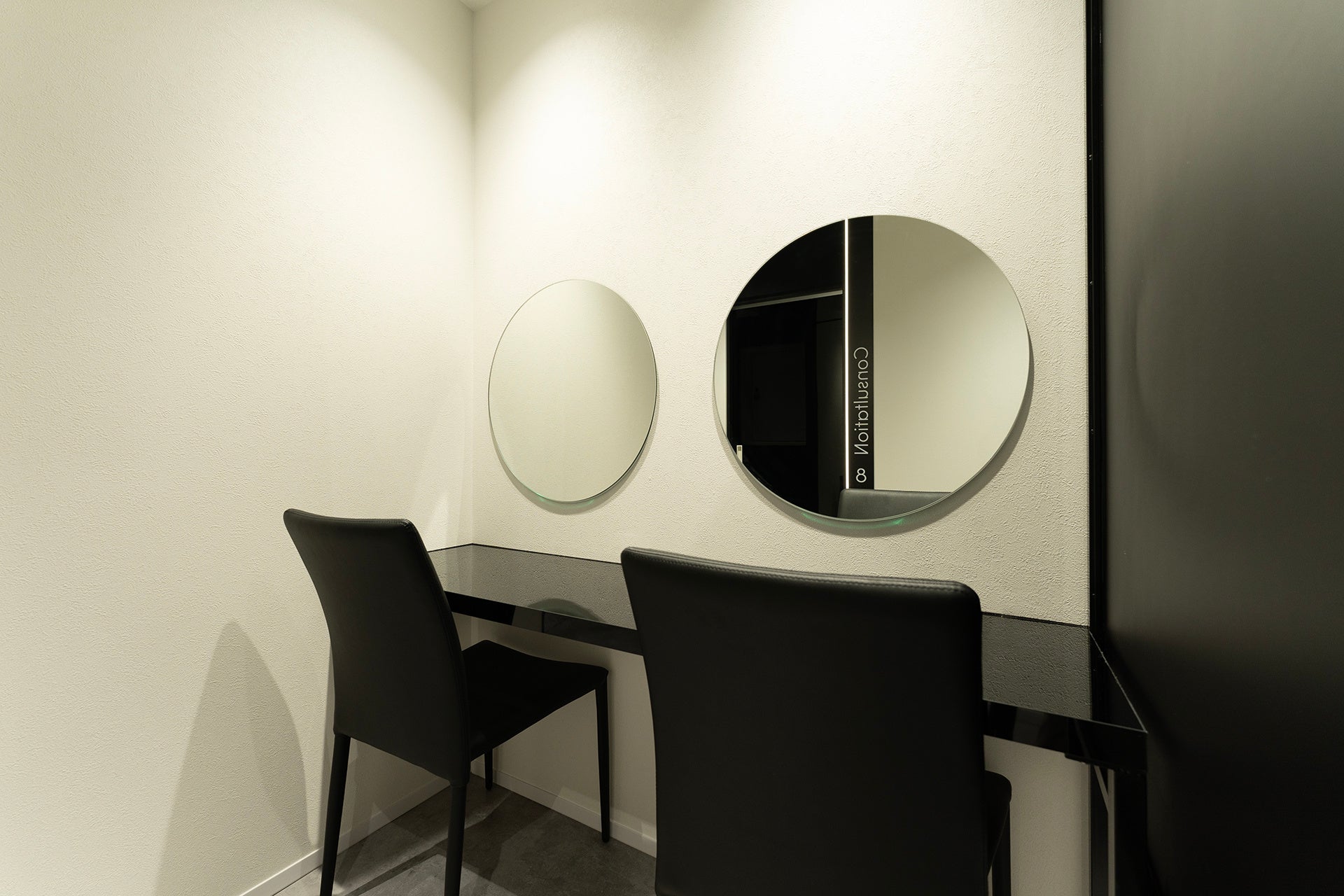 個室待合室はプライバシー保護に配慮した作り