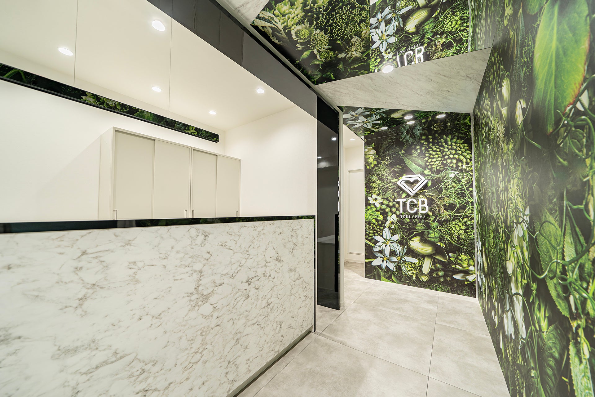 徳島院受付ロビー