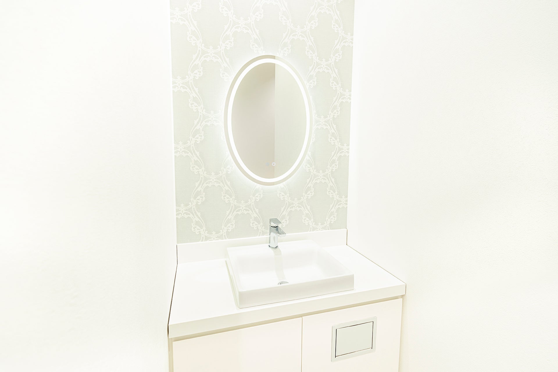 お洒落なパウダールームも完備