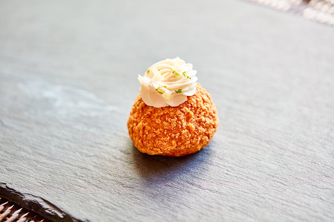 恩納はちみつシュー 400円（税込）