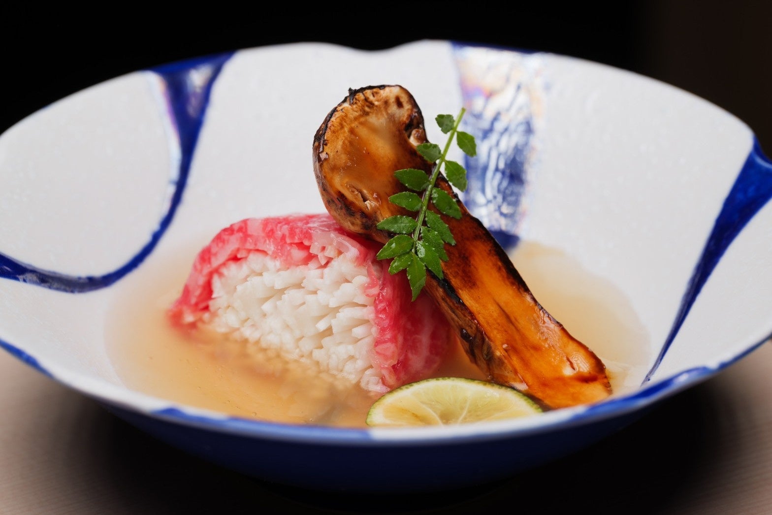 サーロインの松茸ロールあんかけ