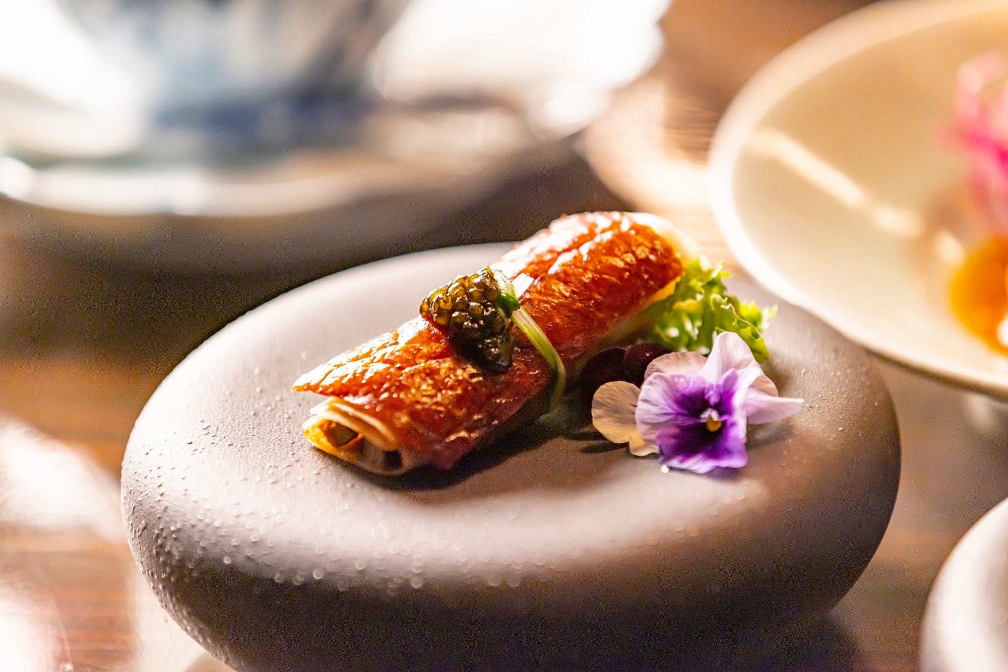 北京ダックキャビア乗せ