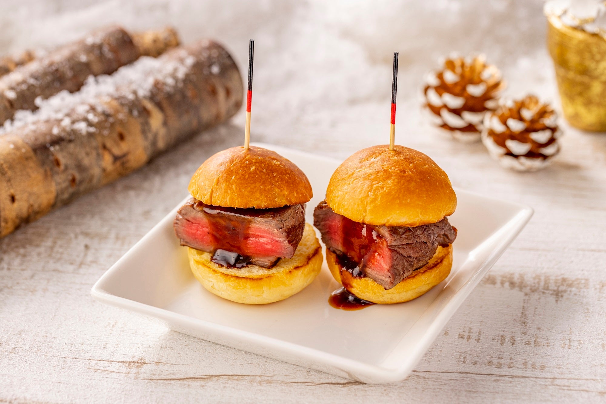 ビーフステーキバーガートリュフソース