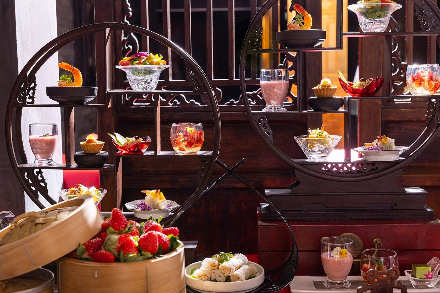 茶器でご提供するシェフズ・スペシャル