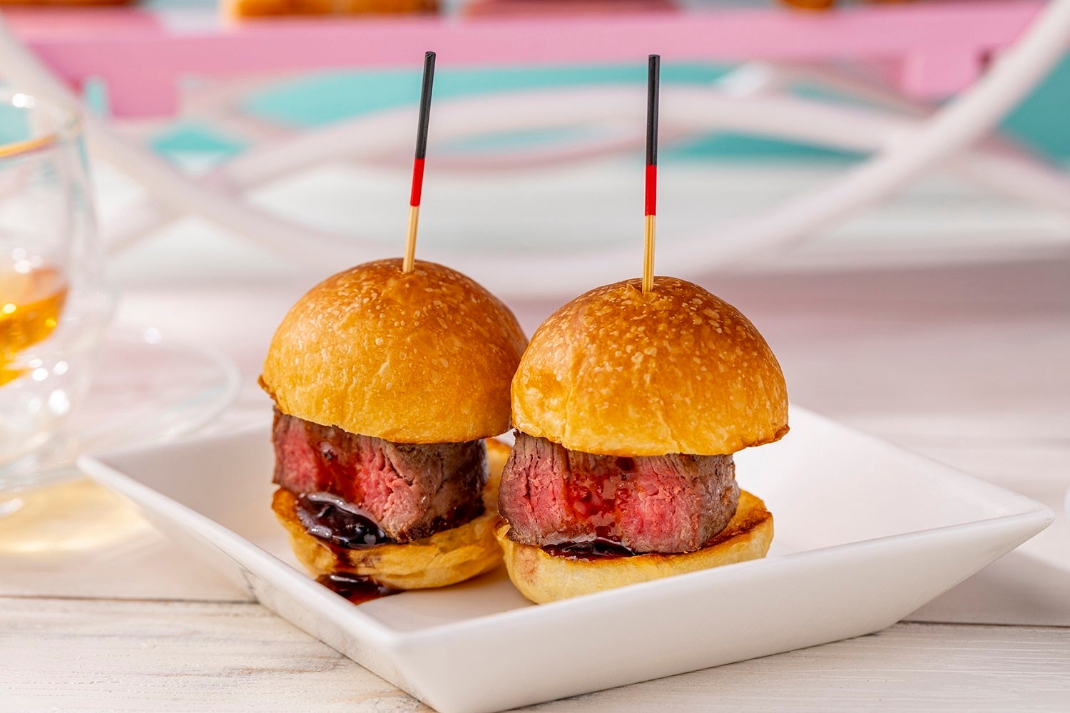 ビーフステーキバーガートリュフソース