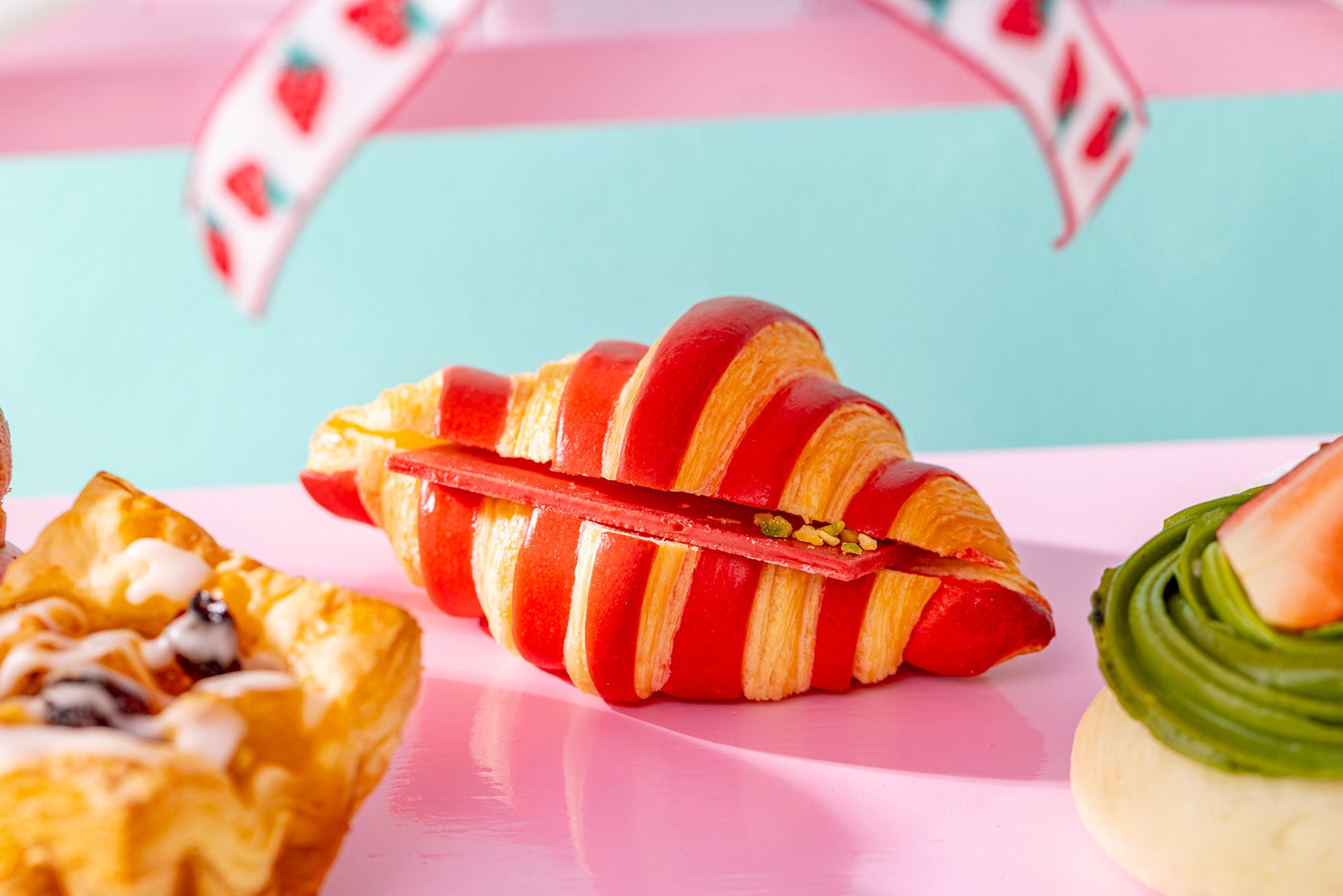 ストロベリーショコラのクロワッサンサンド