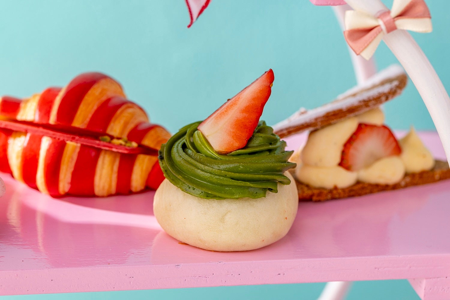 いちご大福風パン