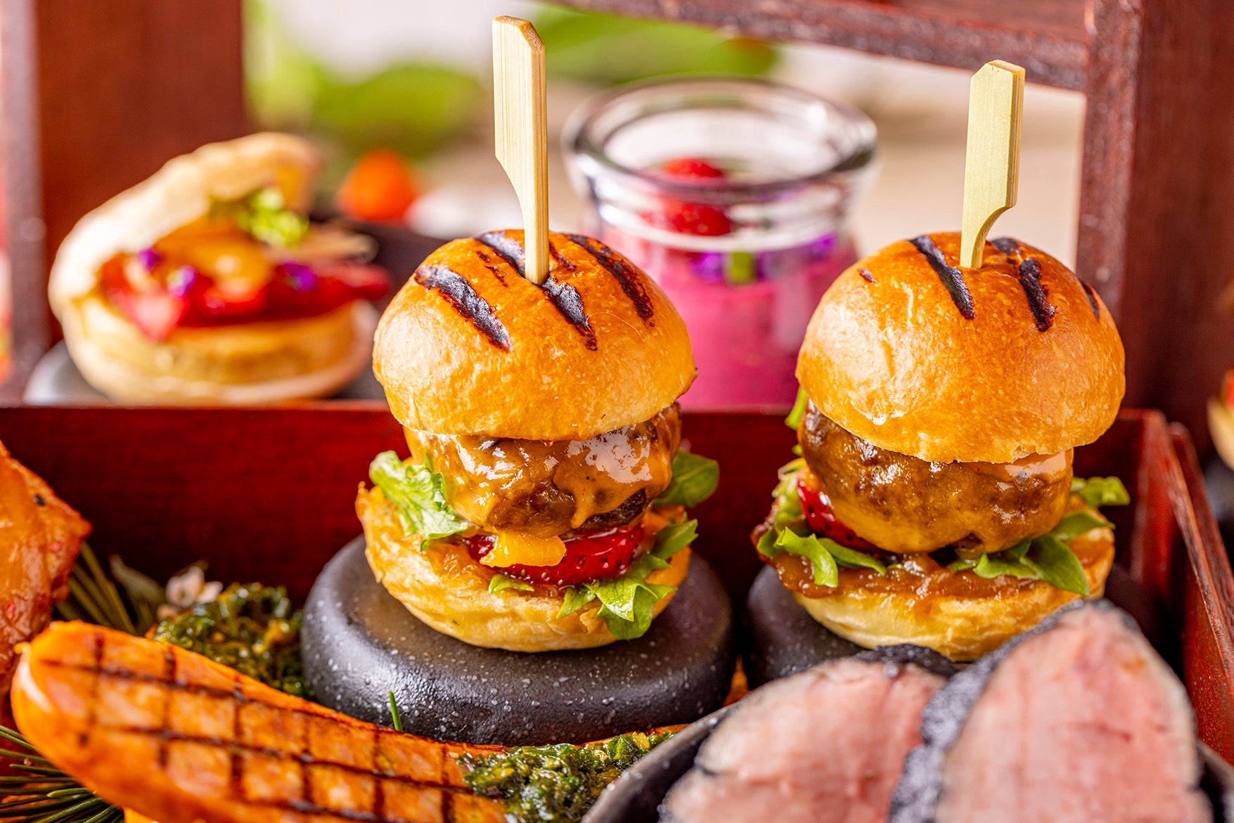 メトロポリタングリル シグニチャースライダー