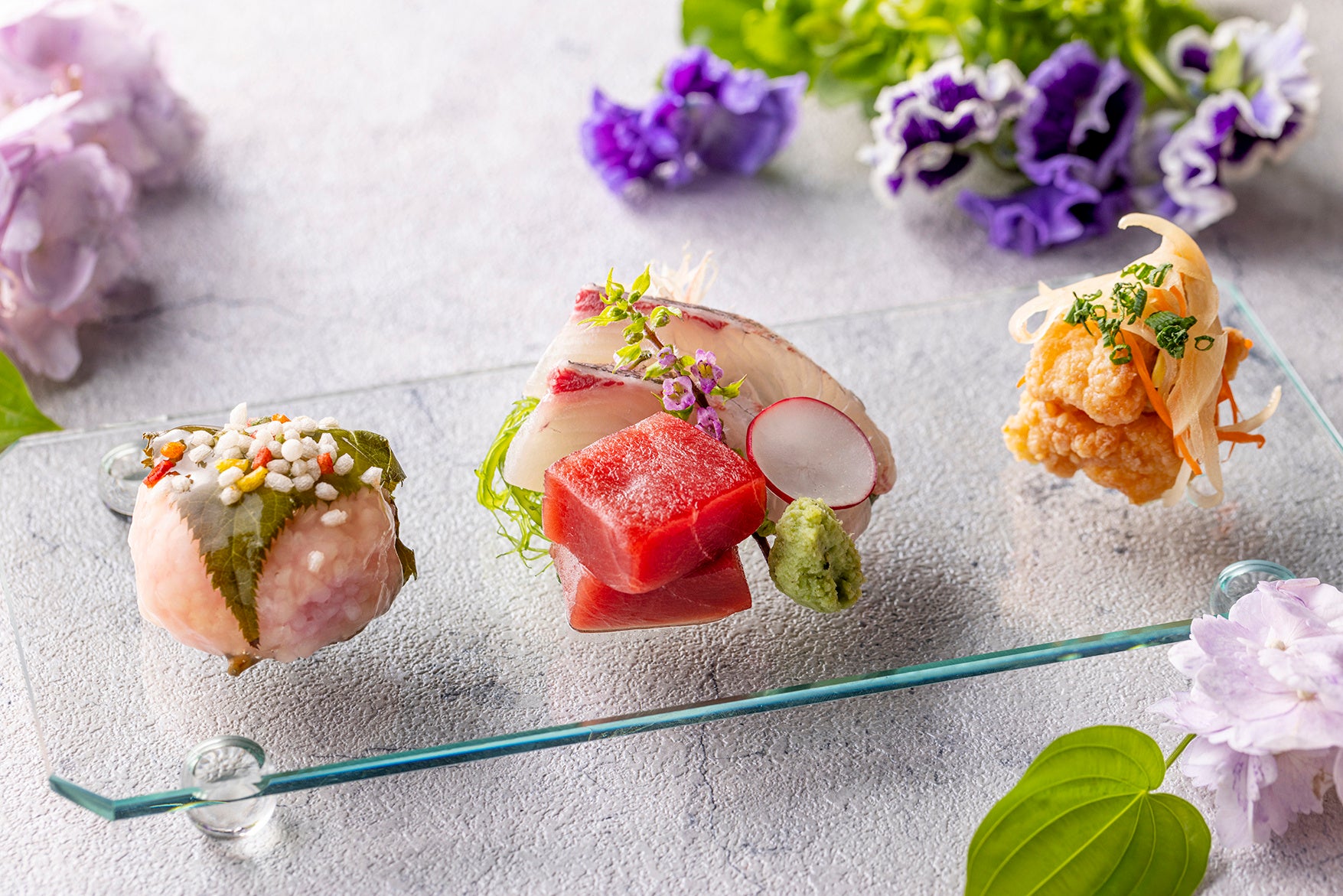 先付け、お造り、桜鯛の道明寺蒸し