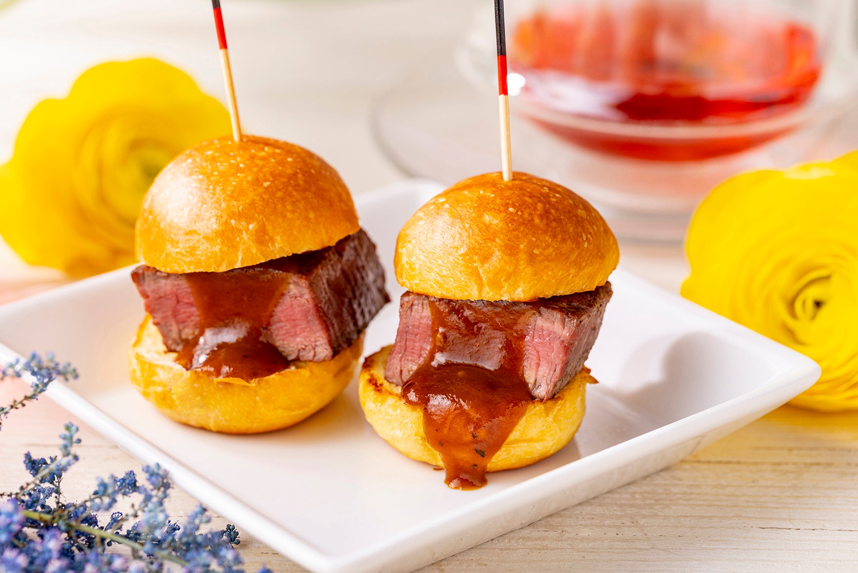 ビーフステーキバーガー トリュフソース