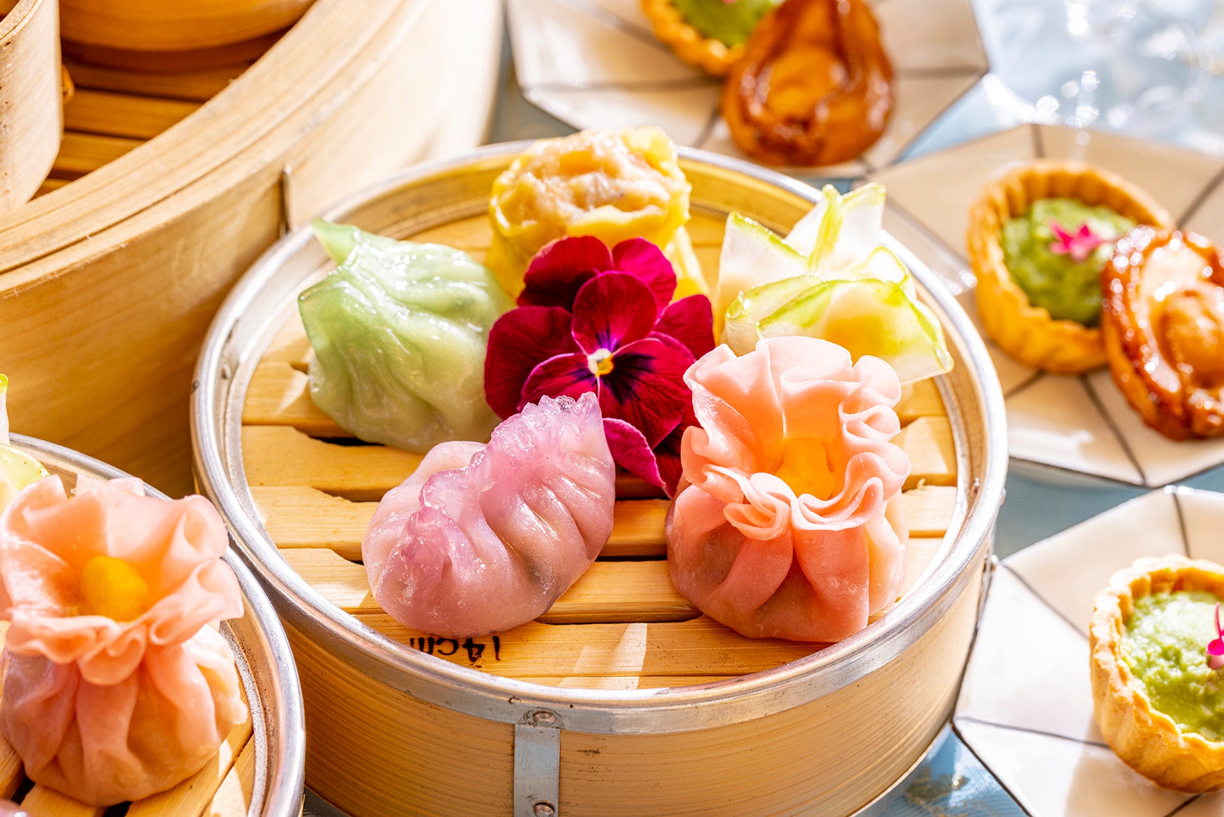 海鮮花焼売、翡翠海老蒸し餃子など