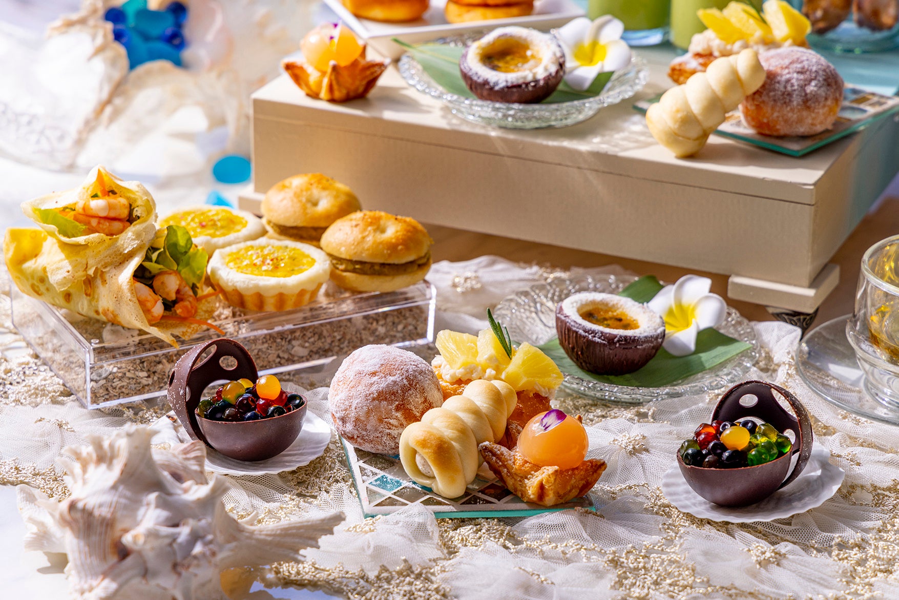 タヒチをテーマに贈る新アフタヌーンティー