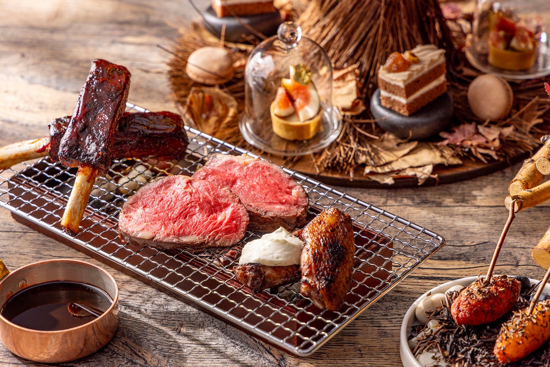 ほうきに乗った秋のお肉アフタヌーン