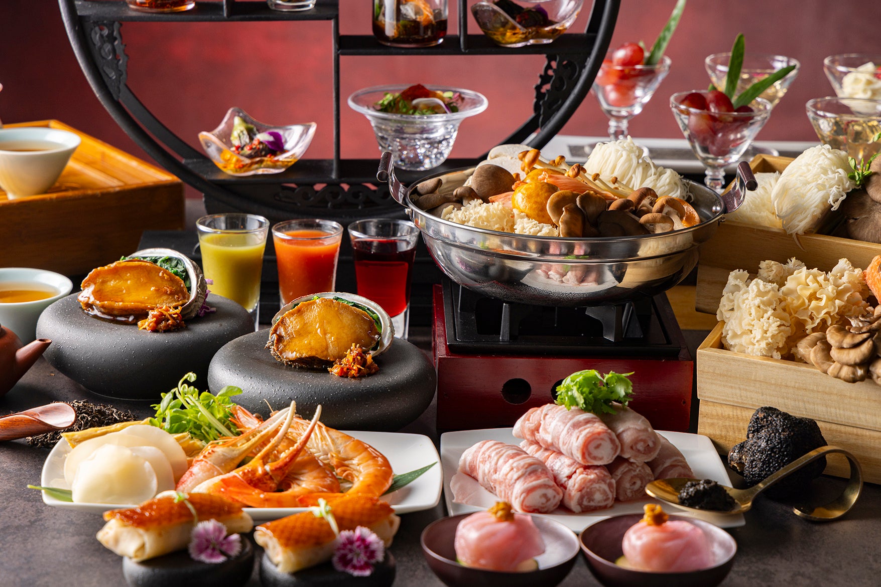 本格中国料理をおしゃれなアフタヌーンティースタイルで