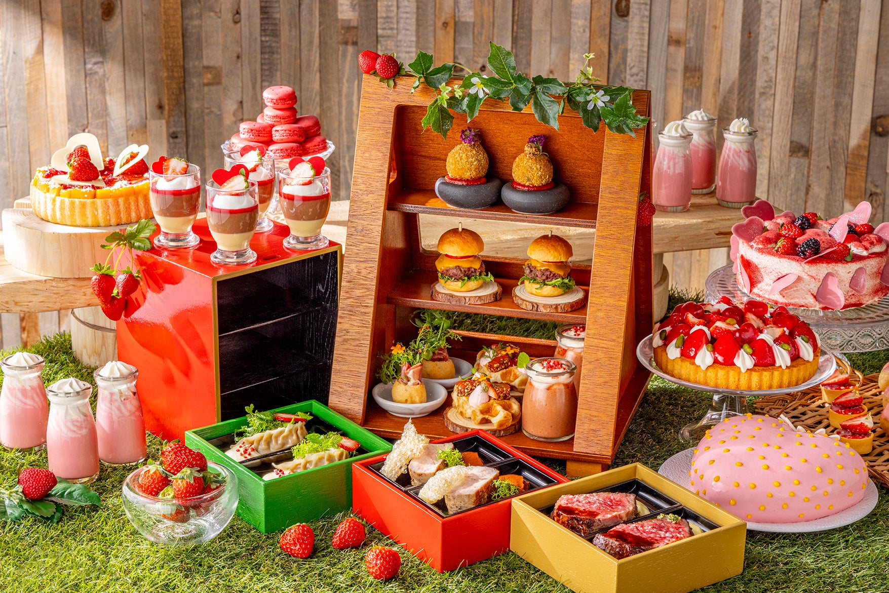 お肉アフタヌーンwithストロベリースイーツ