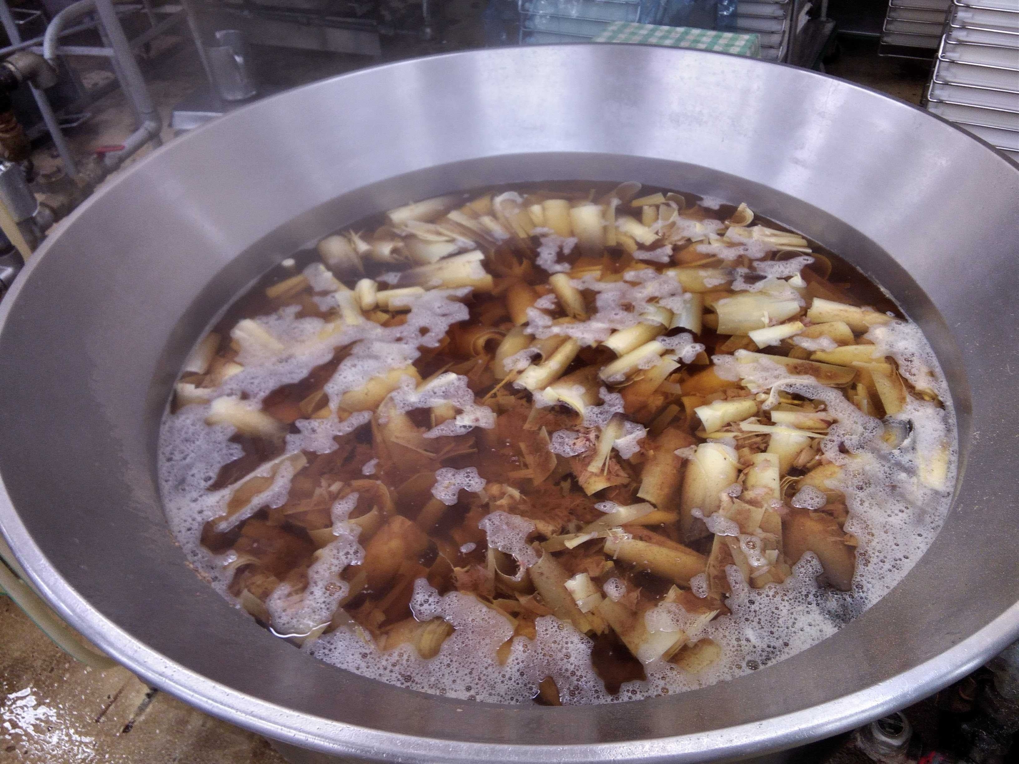 『千葉大多喜 筍ごはん まぜごはんの素（2 合用）」の筍は「ひめ皮」からもだしを取っています