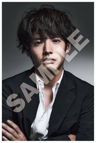 俳優・赤楚衛二の写真展『A』×『E』2024年2月より開催決定! 俳優・赤楚衛二の写真展『A』×『E』2024年2月より開催決定!