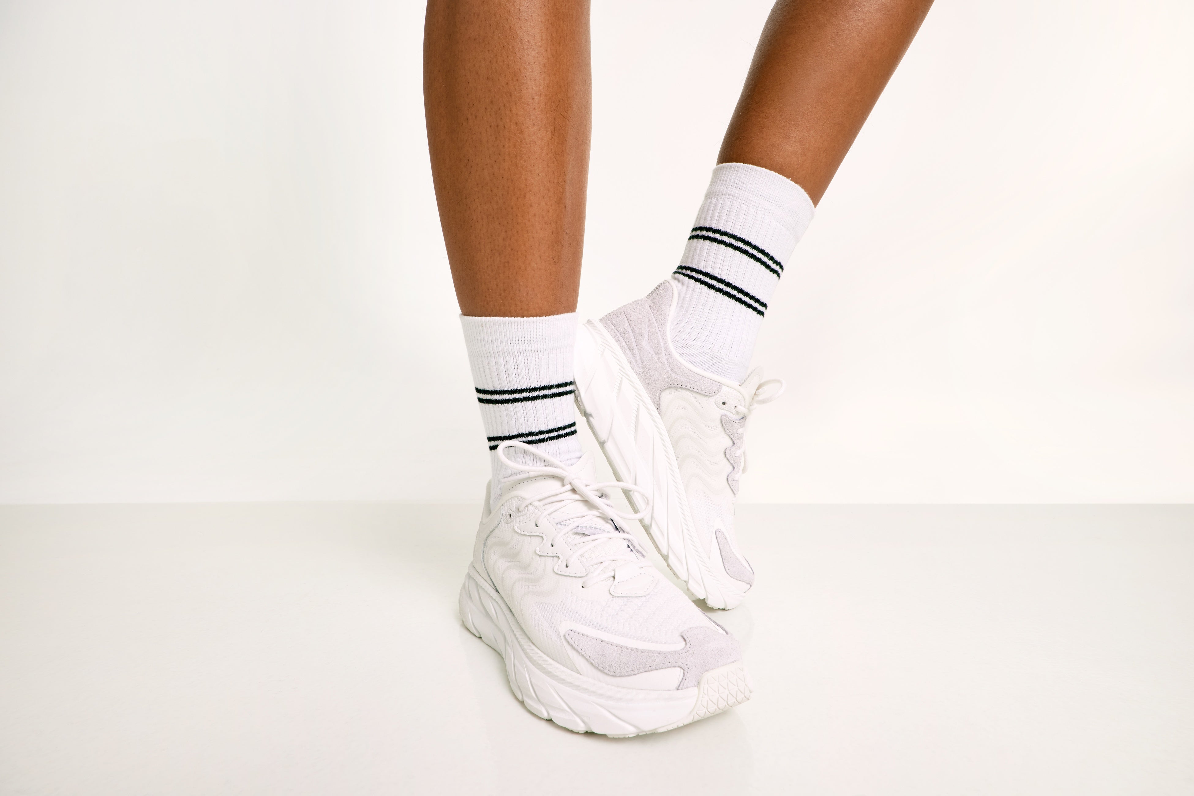 HOKA 　ホカ　クリフトンLS ホワイト ホカ HOKA クリフトンLS ユニセックス 1141550 | シューズ