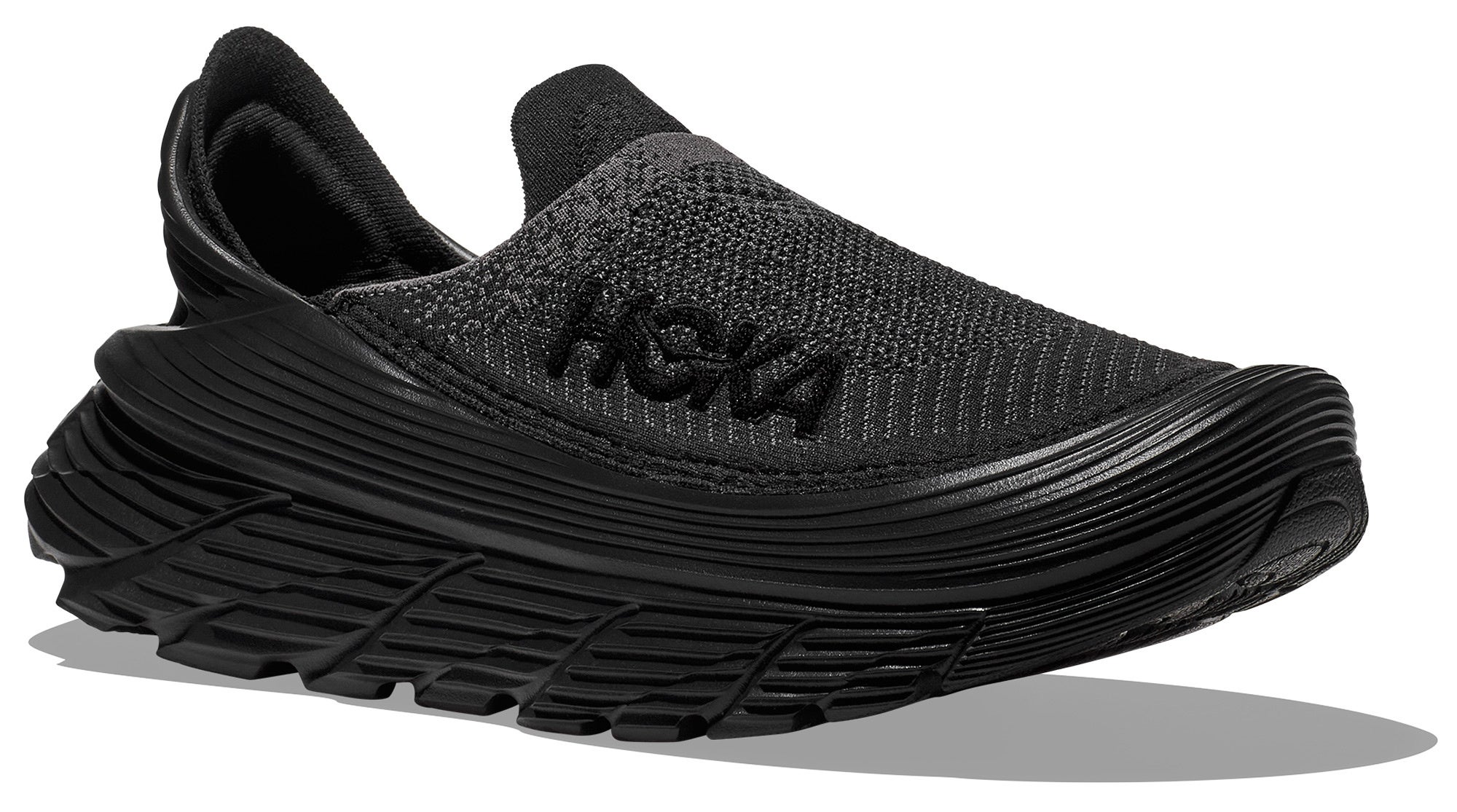ラクに履く。ラクに歩く。 HOKAから、サステナブル素材を採用し