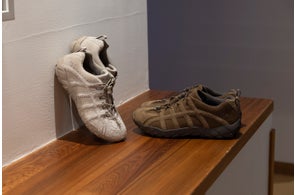 Deckers Japan合同会社:Teva、UGG、HOKAなど複数ブランドの新商品・キャンペーン情報