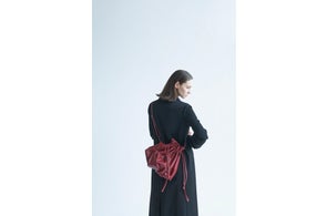 ヨウジヤマモトが展開する多様なブランドの最新コレクションやイベント
