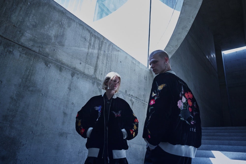 【マックハウス × Little New York】コラボで「Y2K & 平成ギャル」テイストのストリートスタイルを展開