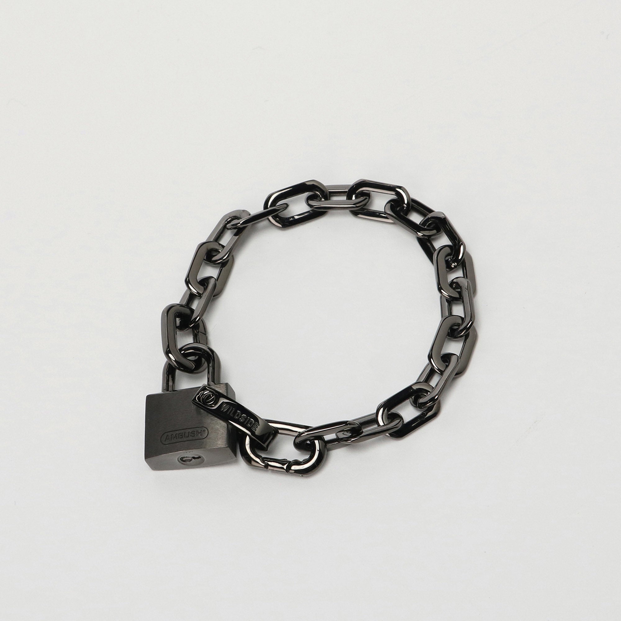 AMBUSH レザーバングル