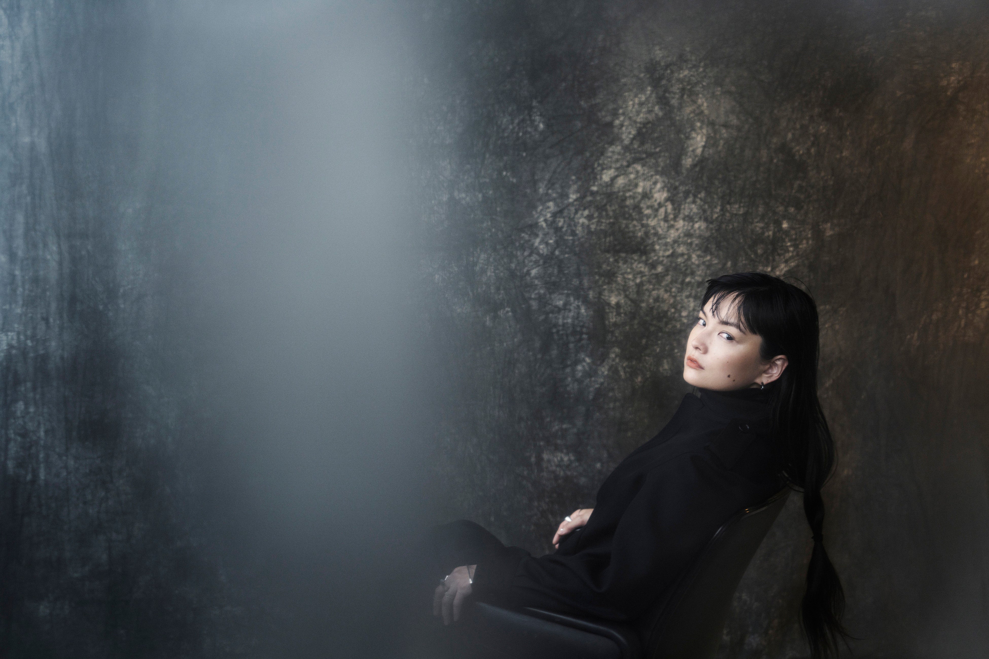 LIMI feuリミフゥ 20th anniversary トップス秋元梢 リミ フゥ」が20周年を記念して秋元梢、ERIKO NAKAOとコラボ