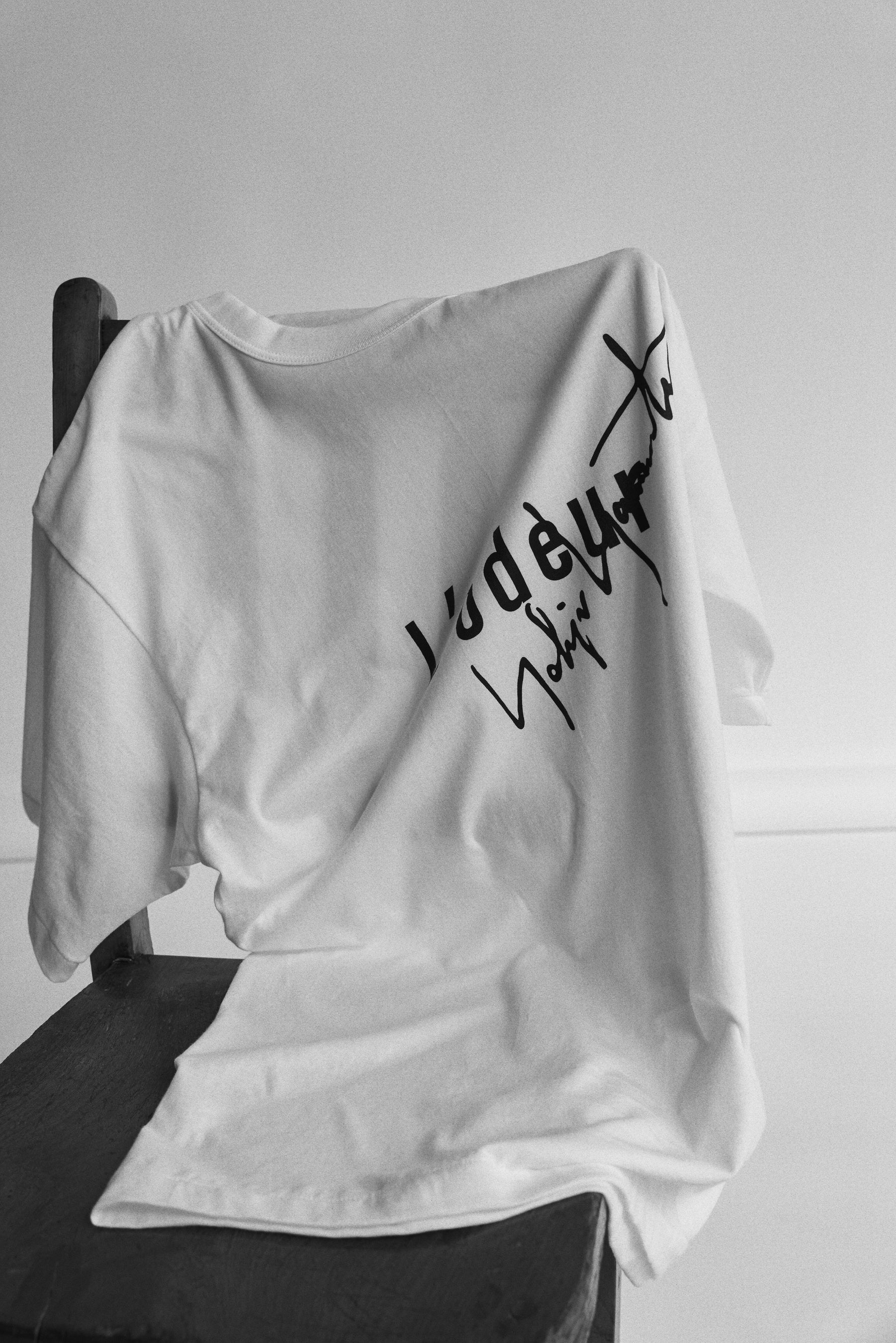 L'odeur Yohji Yamamotoにフォーカスした期間限定ストア | 株式会社