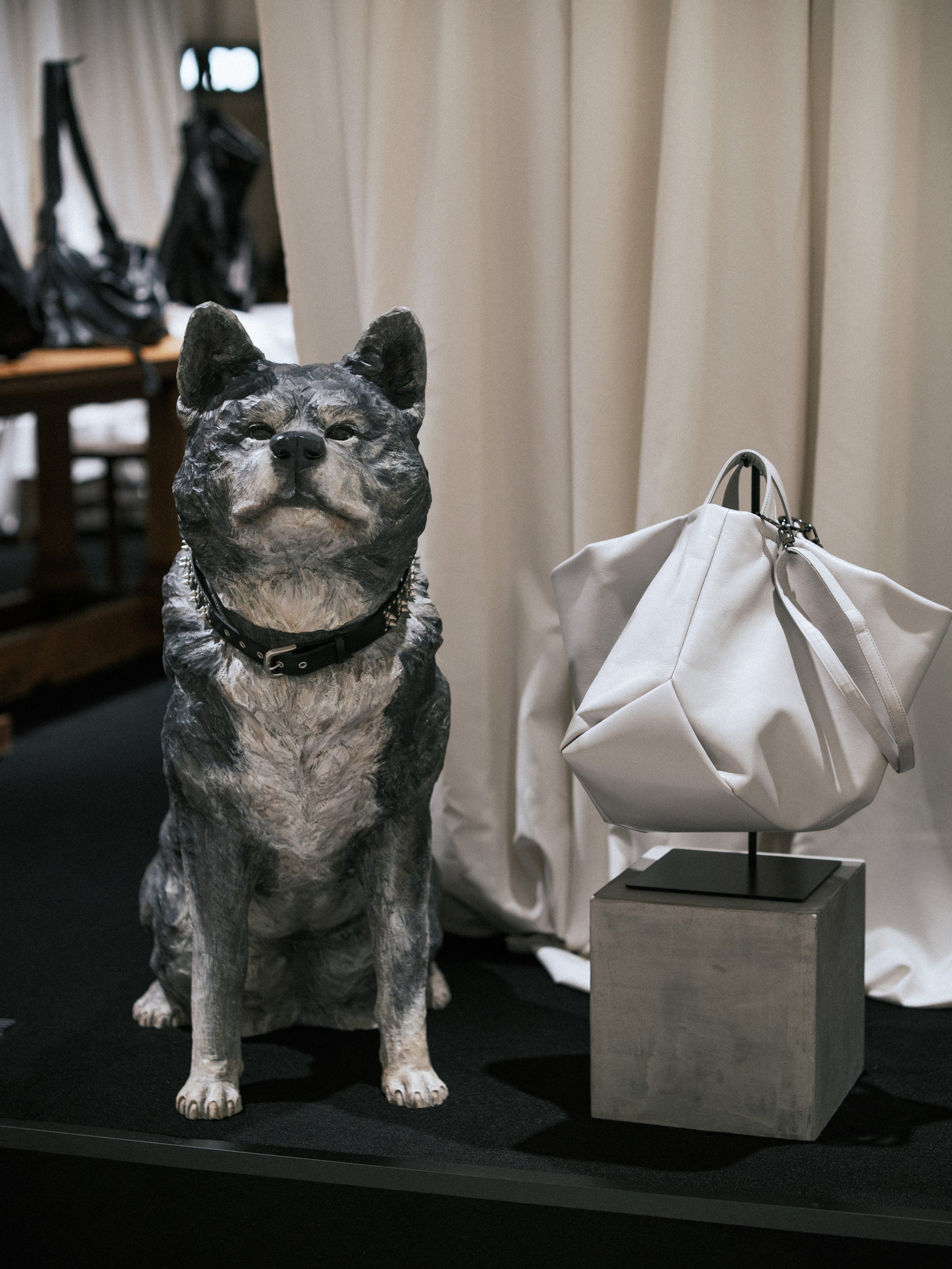 discord Yohji Yamamotoの期間限定ストアが伊勢丹新宿店 本館1F