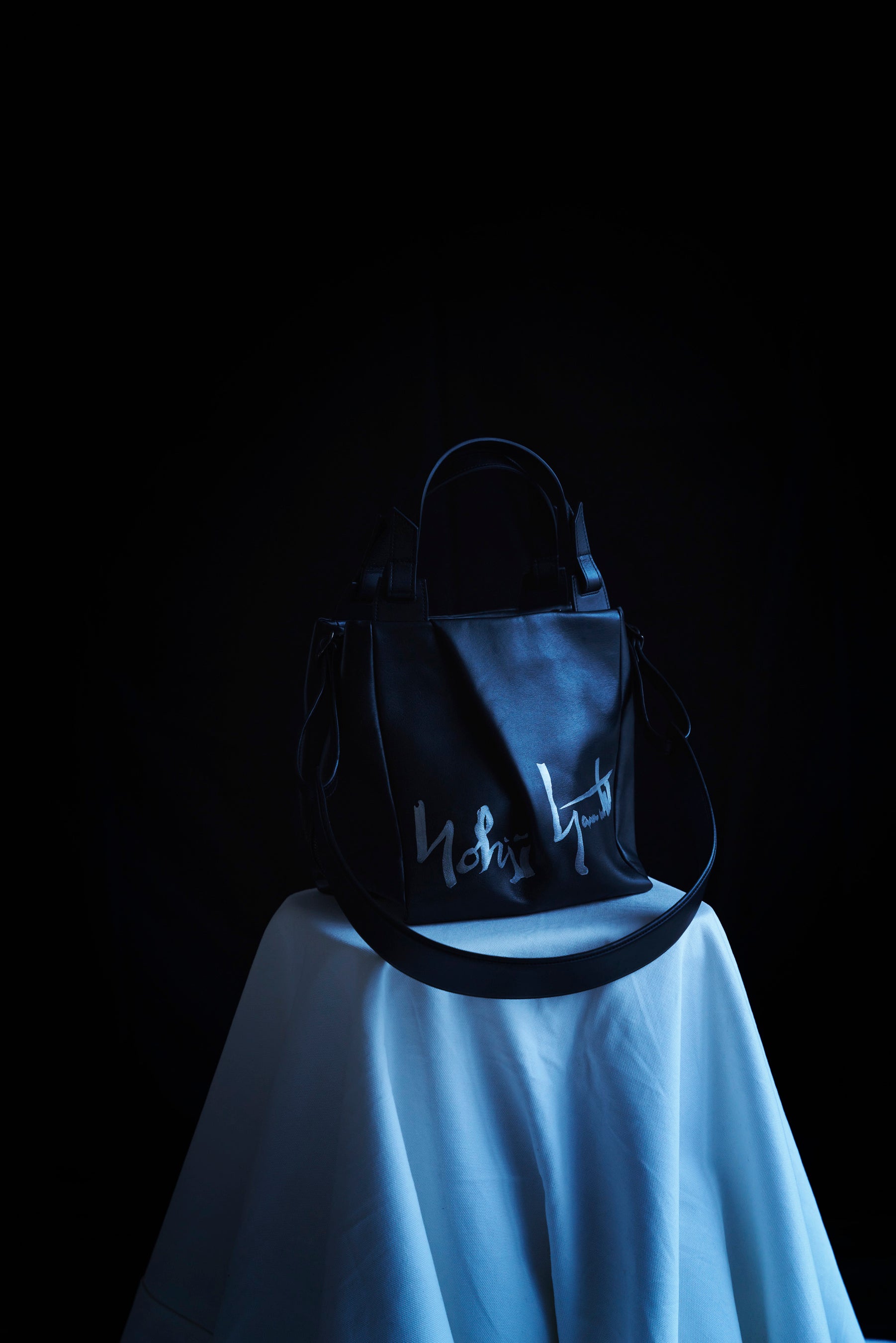 discord Yohji Yamamotoの期間限定ストアが伊勢丹新宿店 本館1F