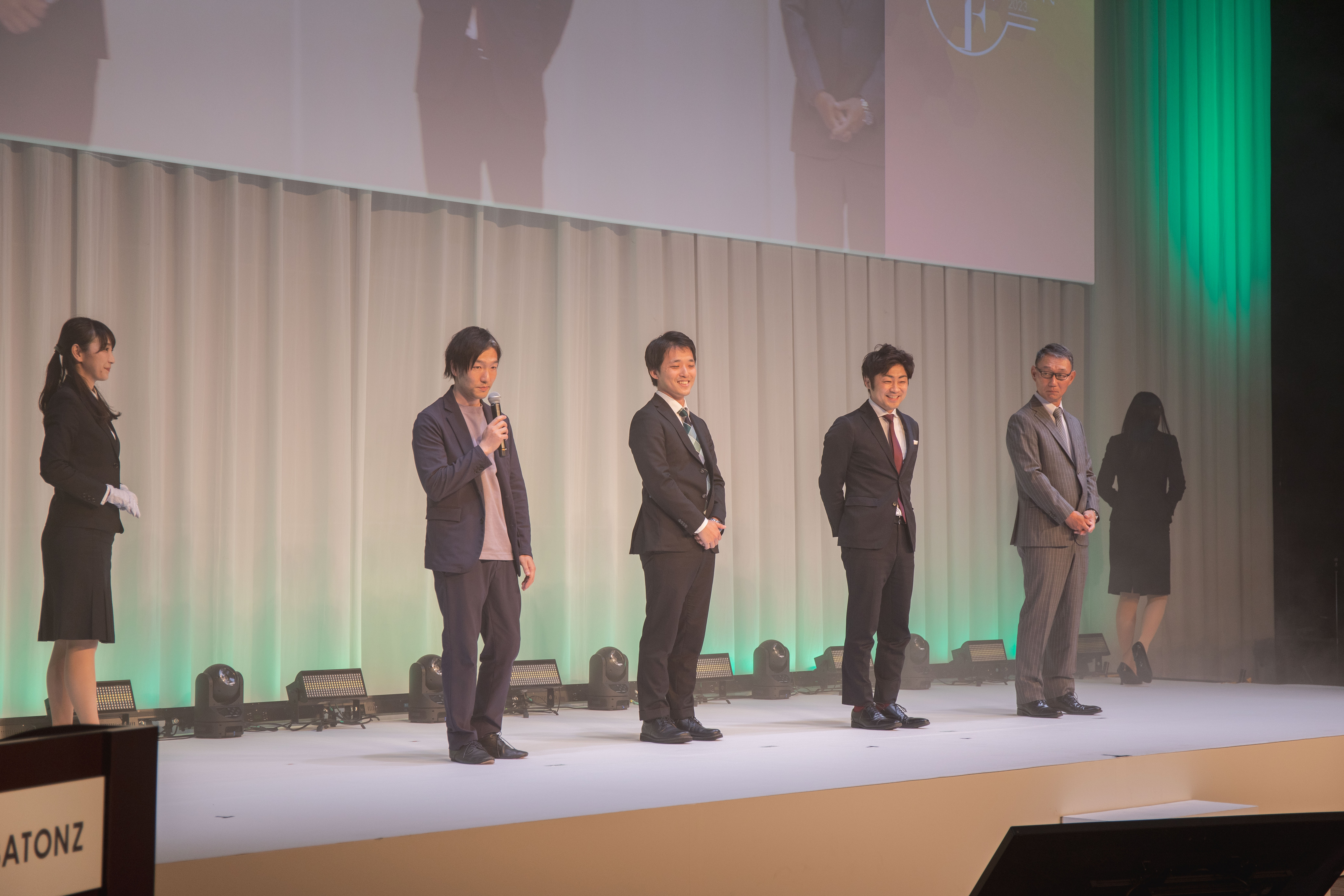 左から、GSPartners税理士法人 鈴木森氏、ブルーバード合同会社 鈴木洵市氏、杉井総合会計事務所 杉井秀伍氏、株式会社イノベーション・パートナーズ 坪田誠治氏