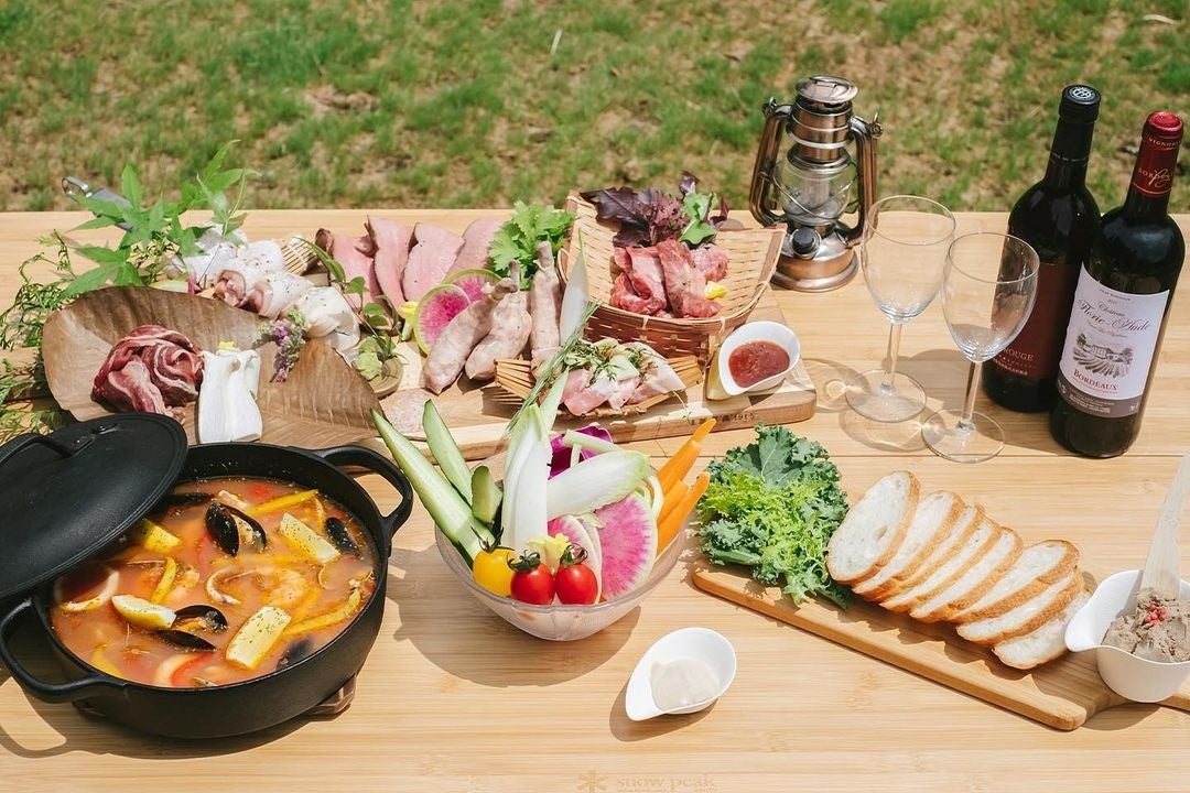 マウントフジキャンプリゾート提供のBBQ＆ 山梨グルメ