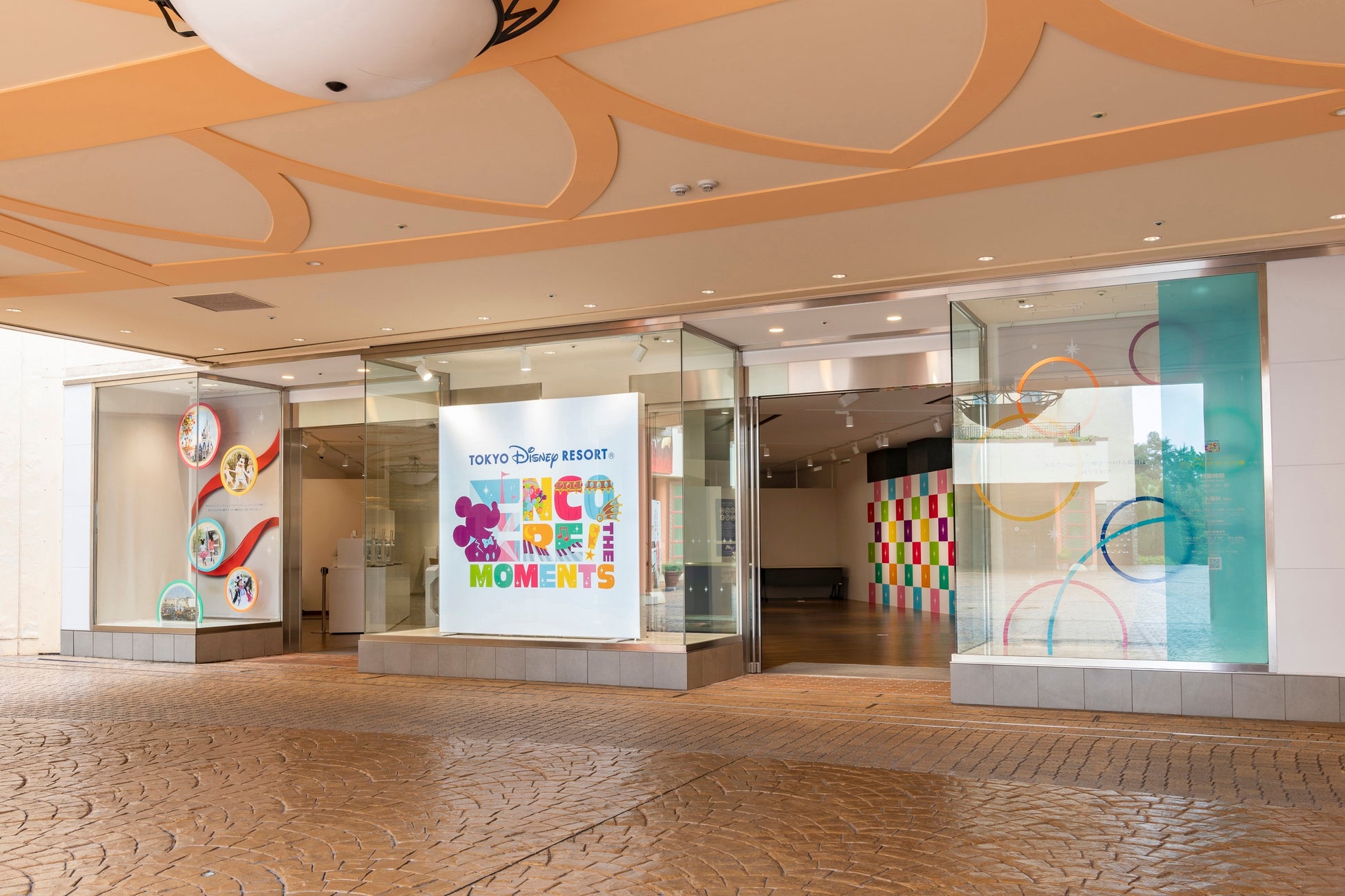 東京ディズニーリゾート アンコール ザ モーメンツ展 本日開幕 株式会社イクスピアリのプレスリリース 東京ディズニーリゾート アンコール ザ モーメンツ展 本日開幕 株式会社イクスピアリのプレスリリース