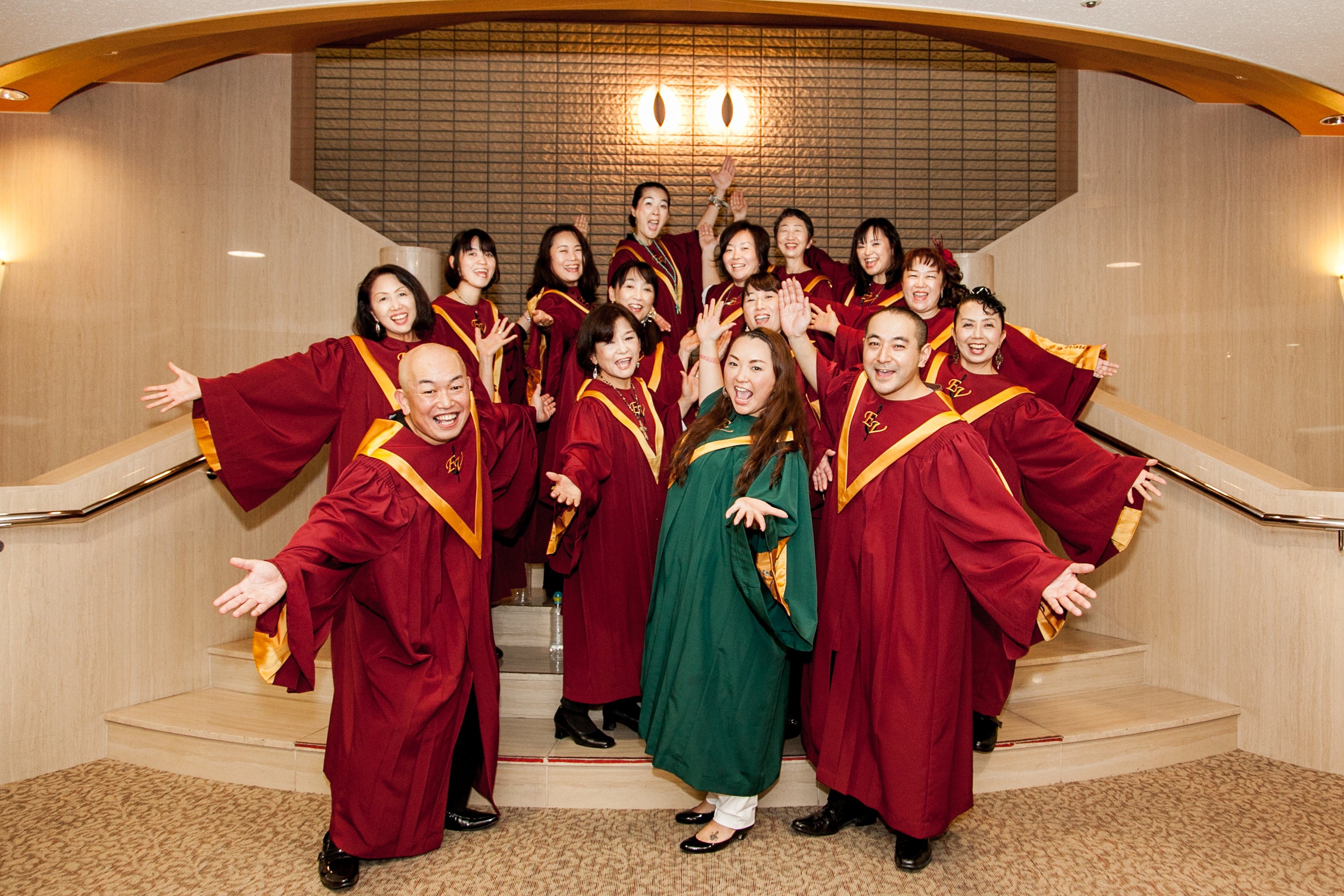 Gospel choir Enormous voice