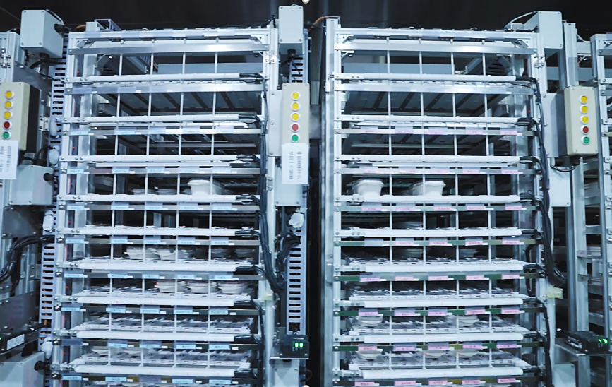 【省スペース型おかず皿配膳システム】補充口