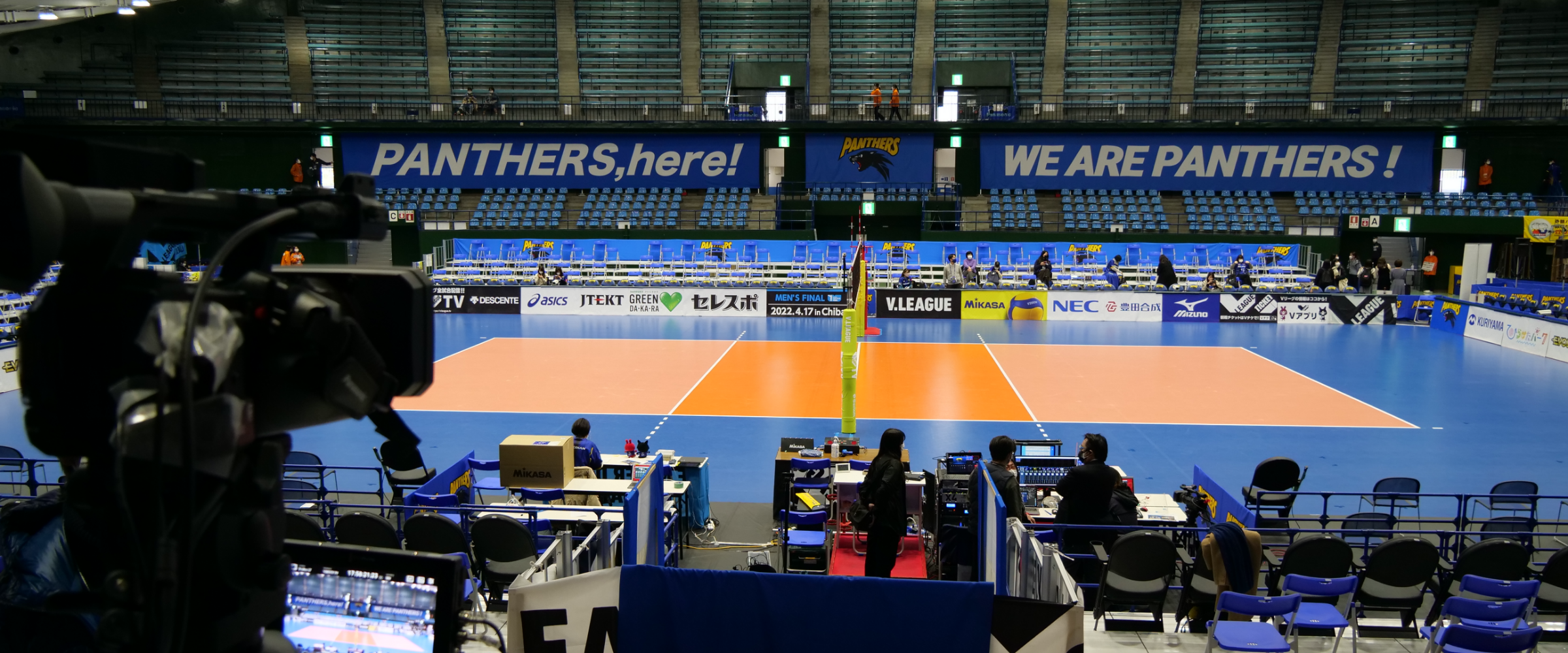 Vリーグ試合中のKAIROSクラウドサービス実証の様子（1）